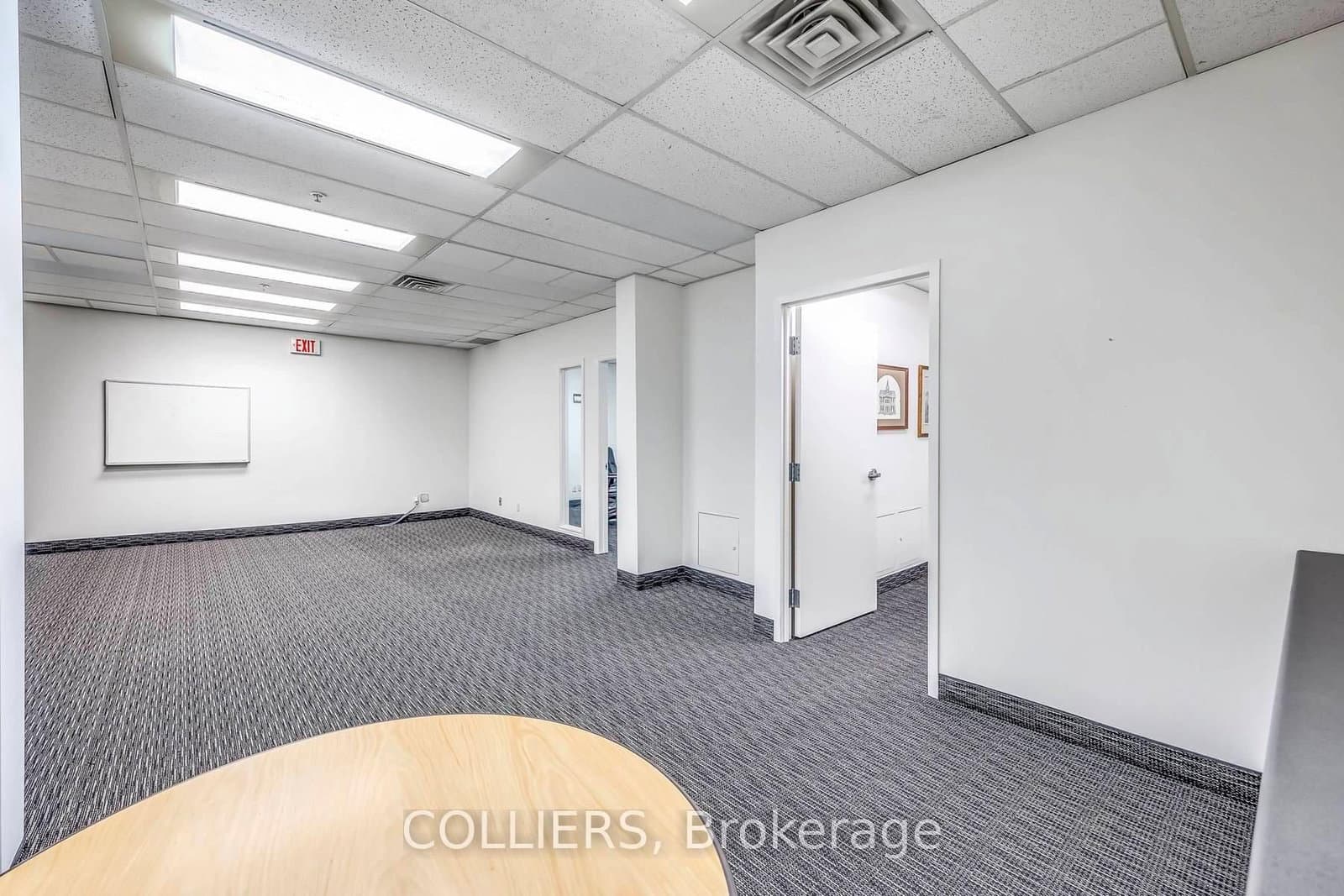 14 Duncan Street, Unit 204 thumbnail 10