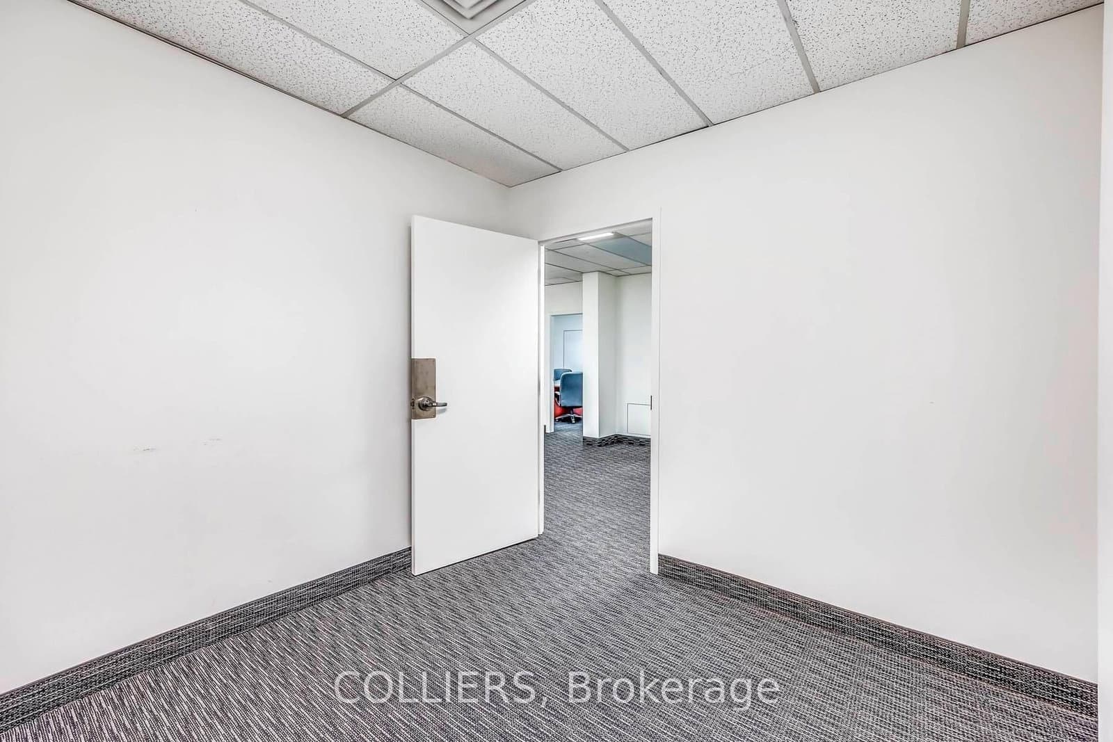 14 Duncan Street, Unit 204 thumbnail 12