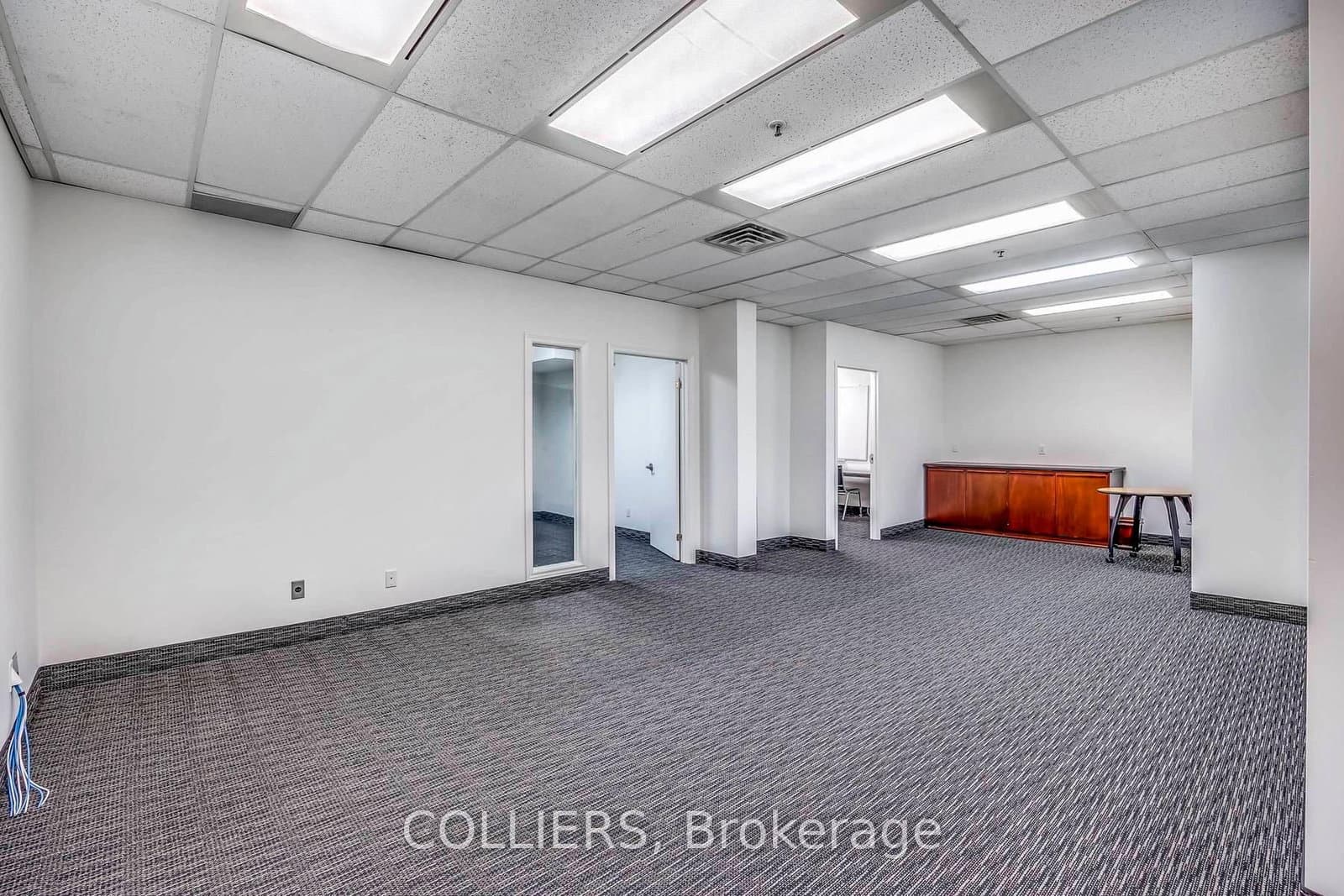 14 Duncan Street, Unit 204 thumbnail 5
