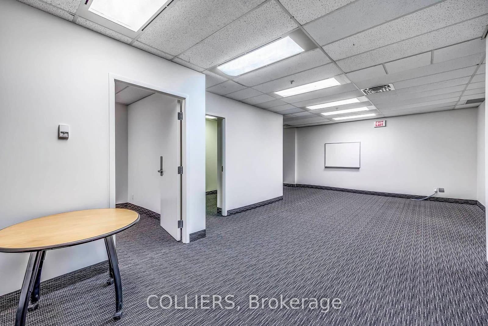 14 Duncan Street, Unit 204 thumbnail 8