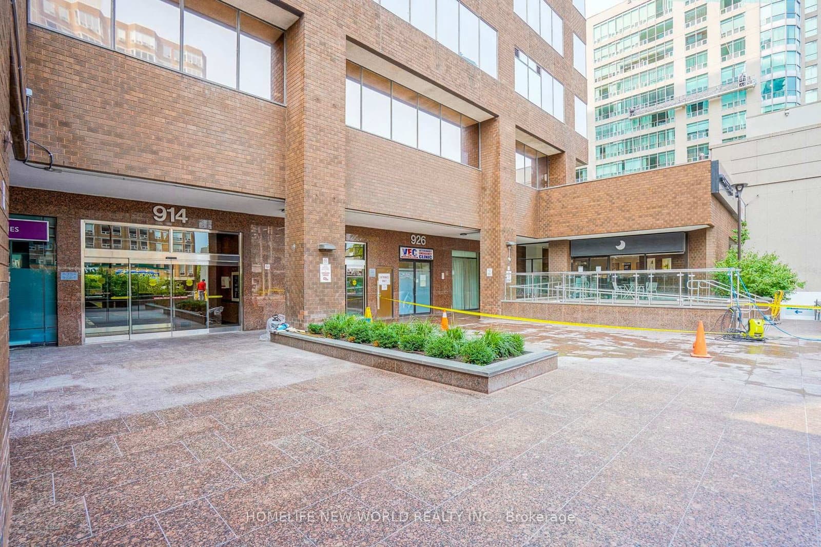 920 Yonge Street, Unit 700 - Image 1