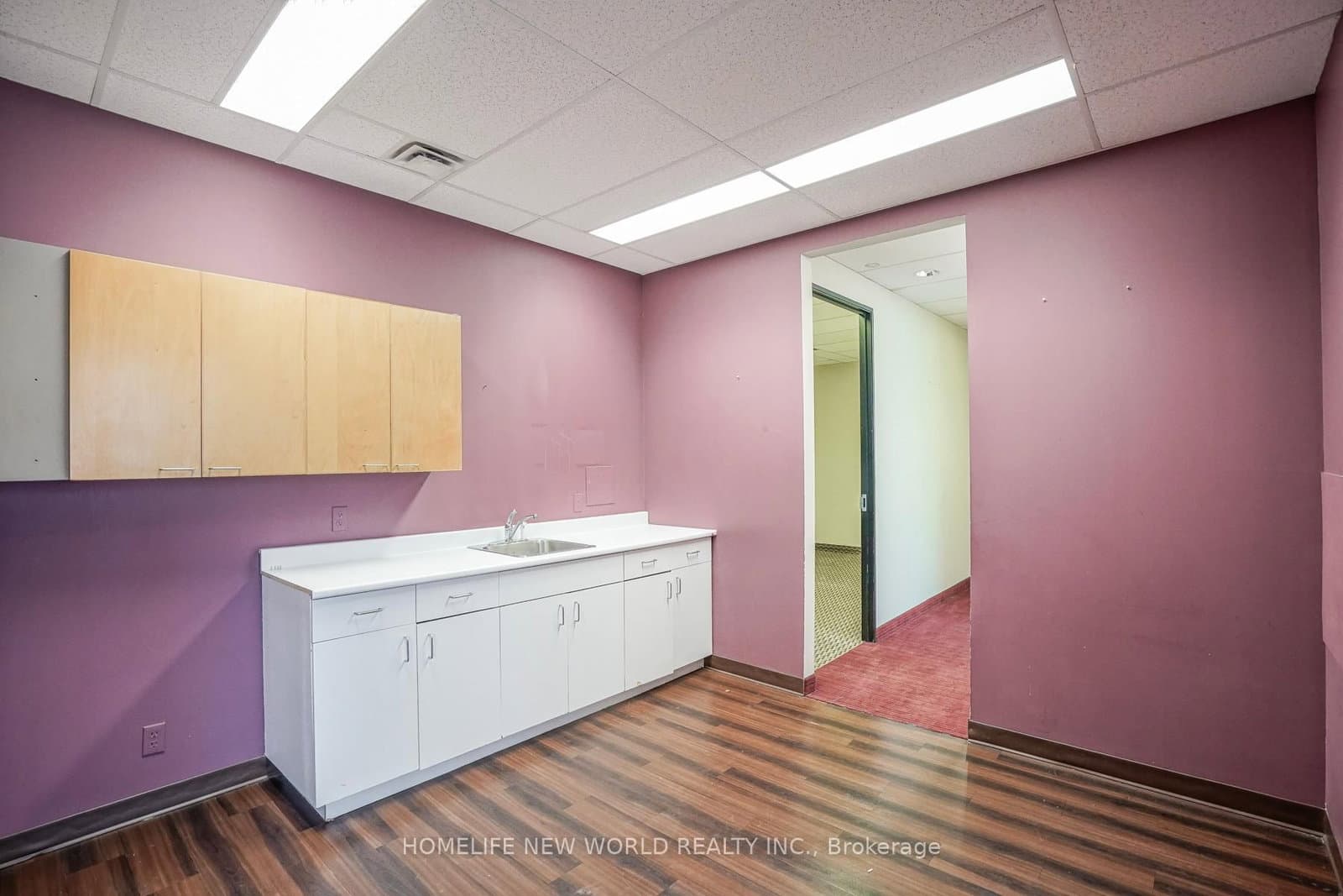 920 Yonge Street, Unit 700 thumbnail 15