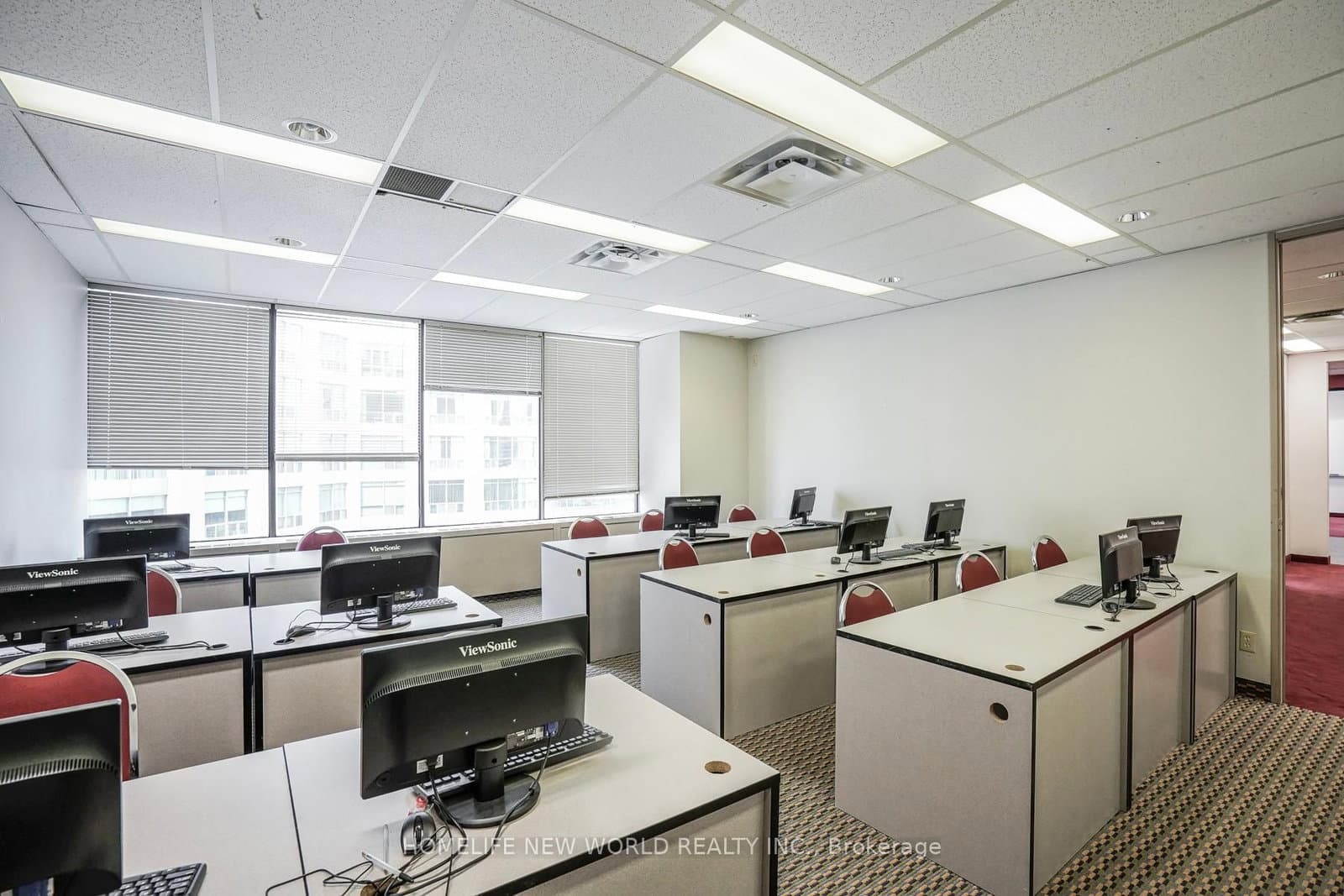 920 Yonge Street, Unit 700 thumbnail 22