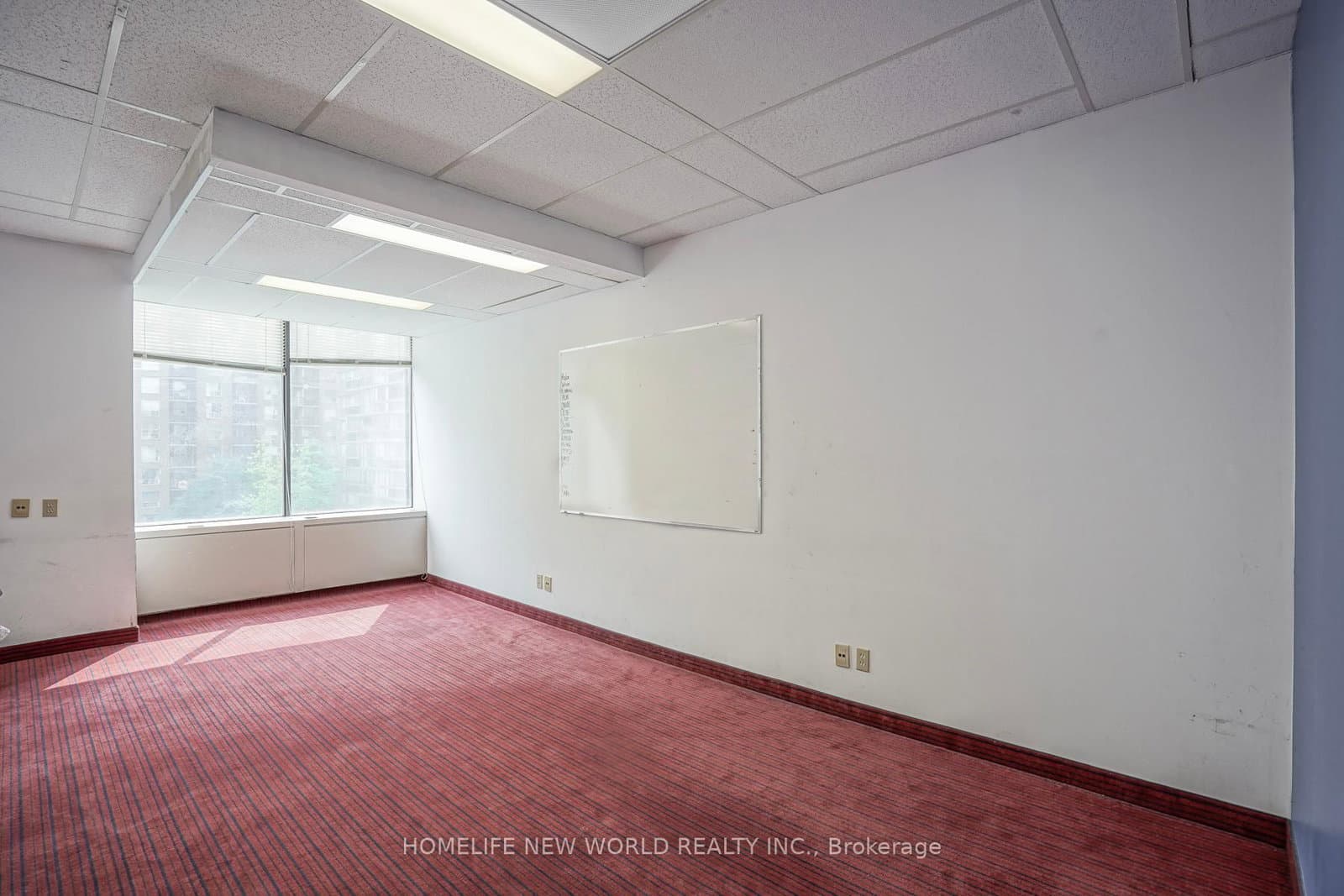 920 Yonge Street, Unit 700 thumbnail 28