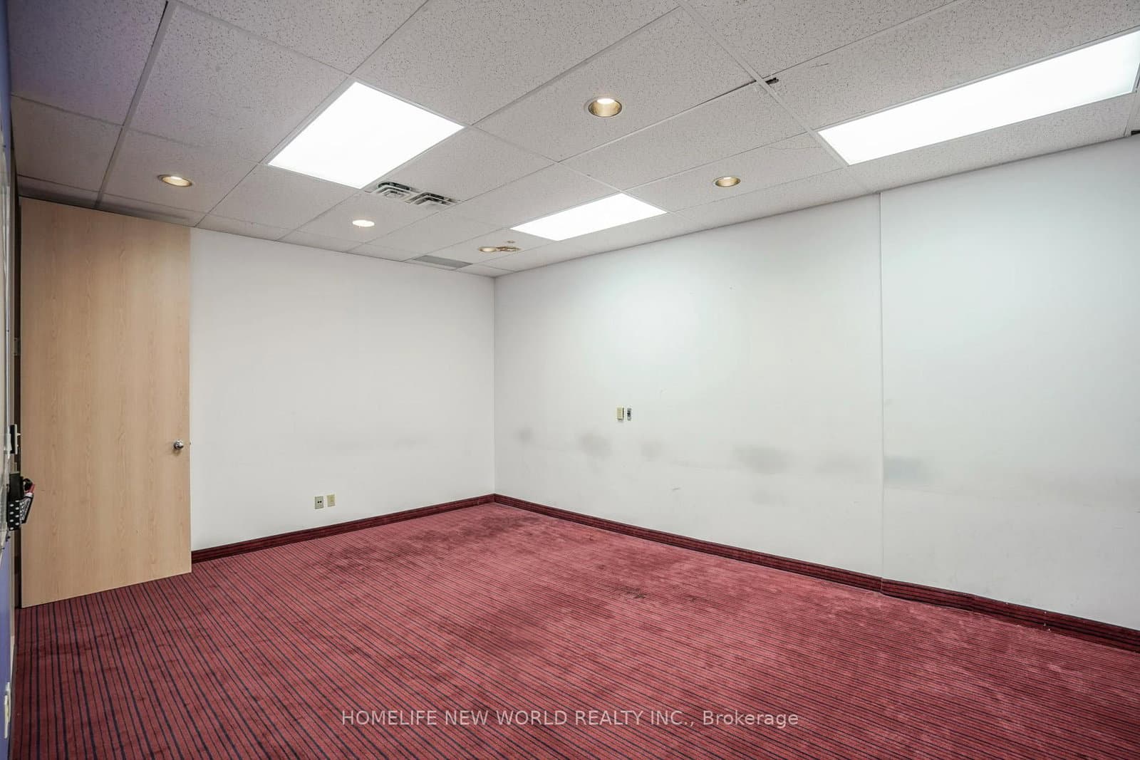 920 Yonge Street, Unit 700 thumbnail 34