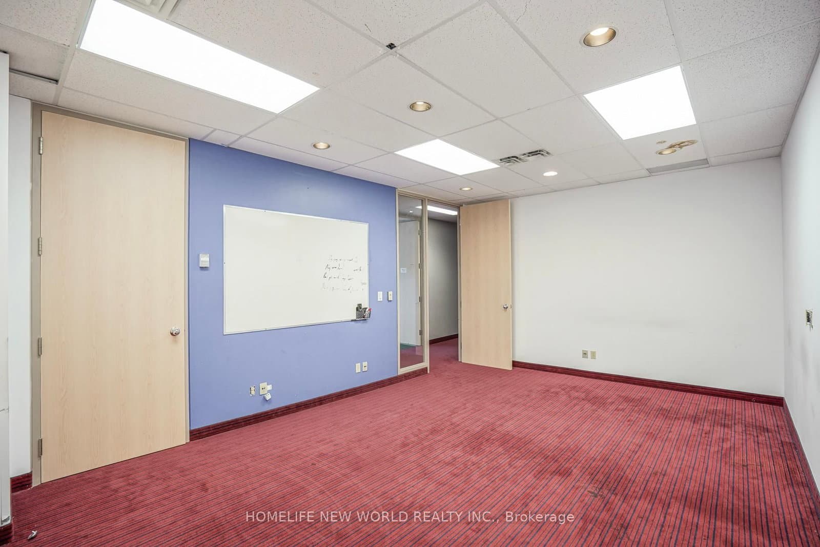 920 Yonge Street, Unit 700 thumbnail 37