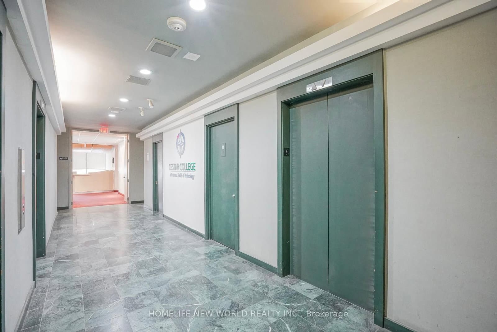 920 Yonge Street, Unit 700 thumbnail 8