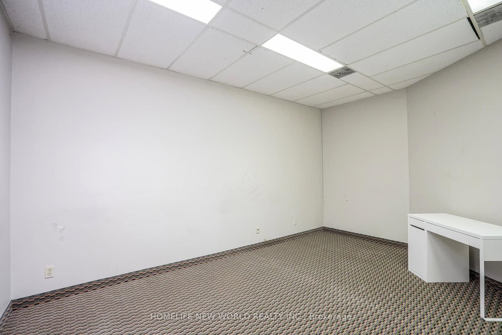 920 Yonge Street, Unit Level 7 thumbnail 18