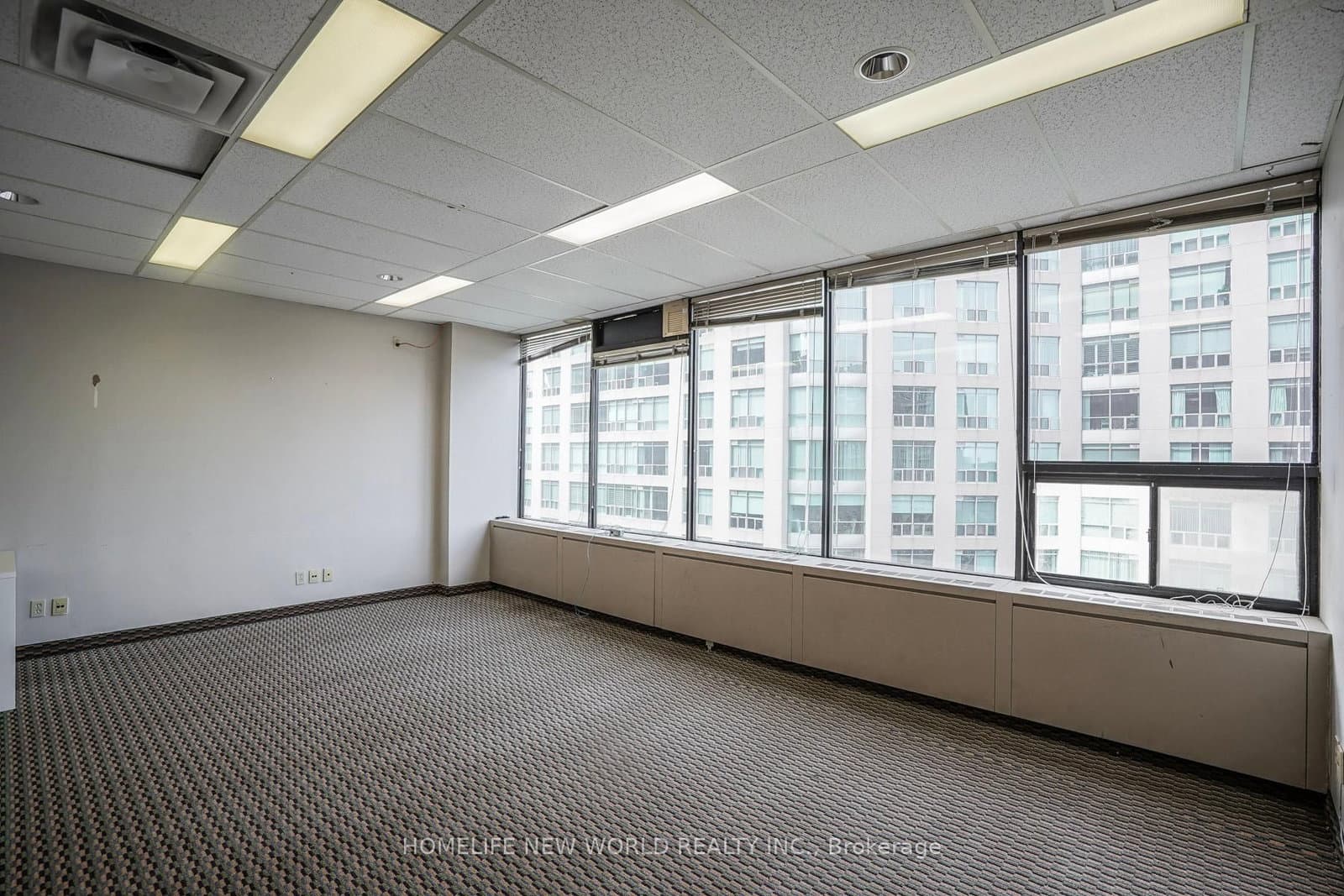 920 Yonge Street, Unit Level 7 thumbnail 20