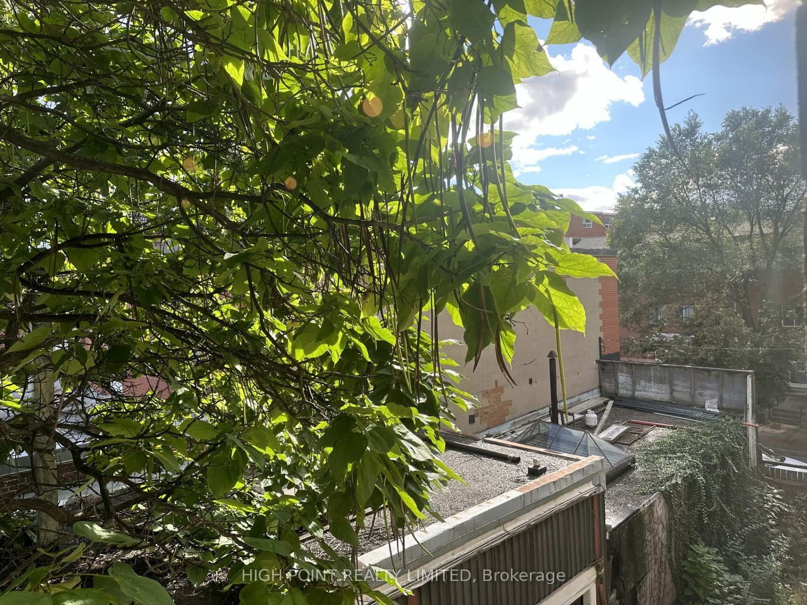 777 Richmond Street W, Unit 2028 thumbnail 2