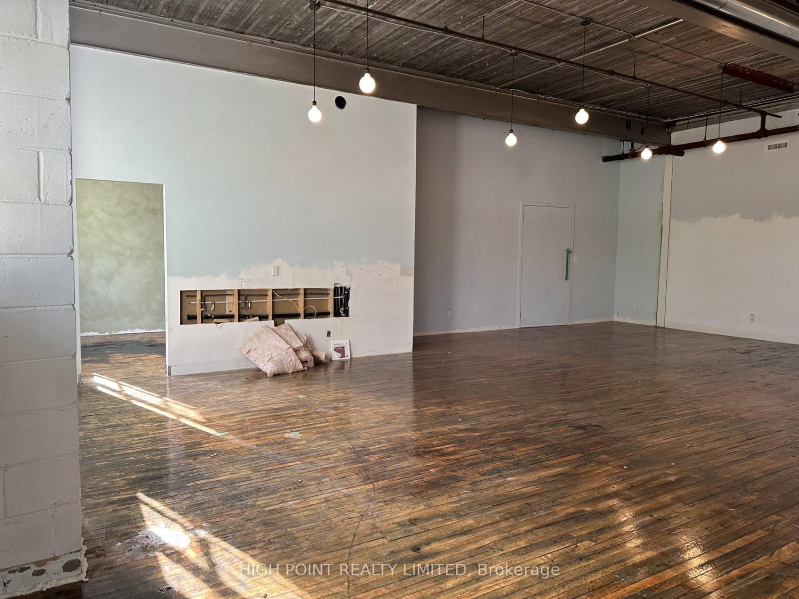 777 Richmond Street W, Unit 2028 thumbnail 4