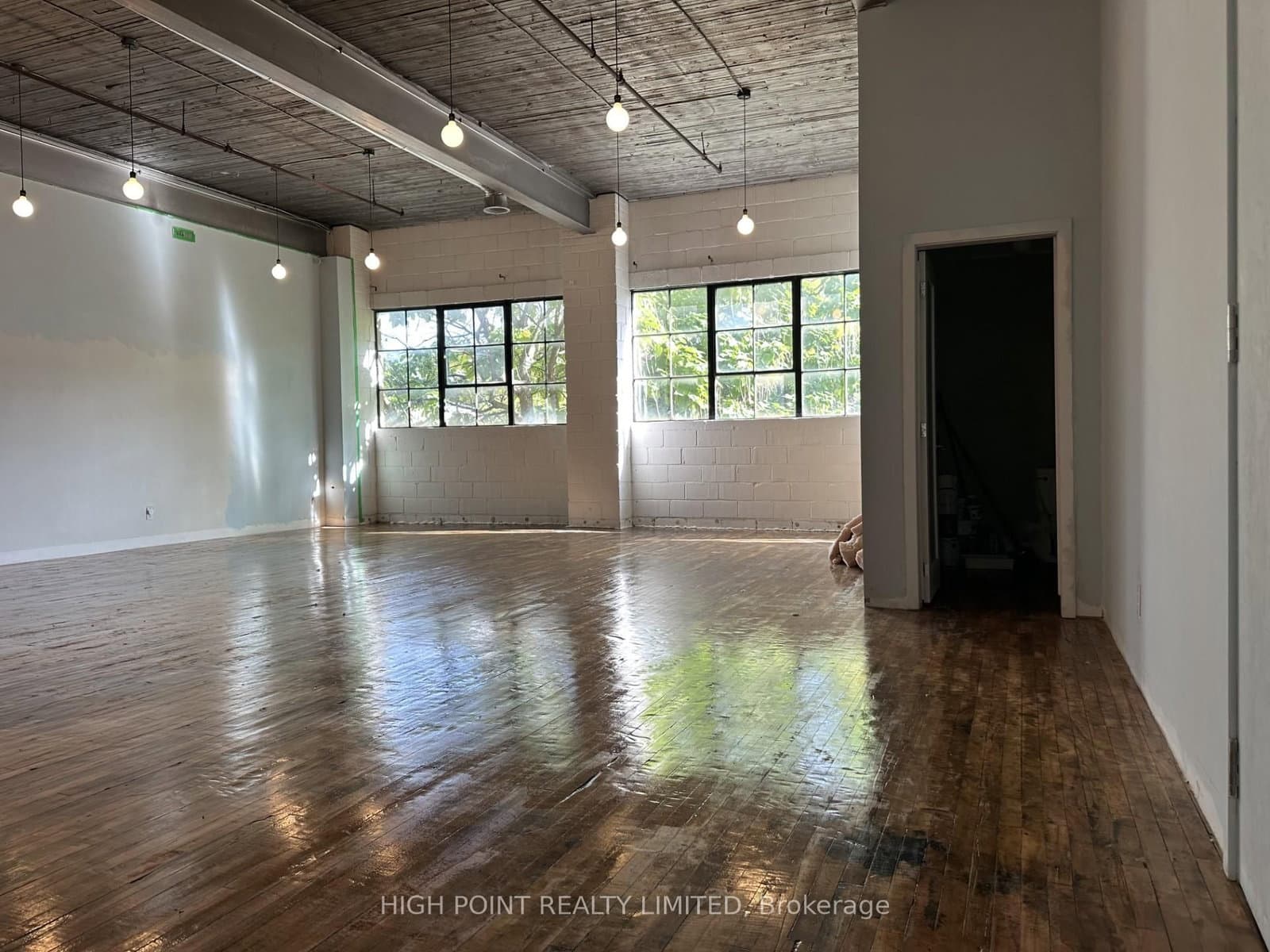 777 Richmond Street W, Unit 2028 thumbnail 8
