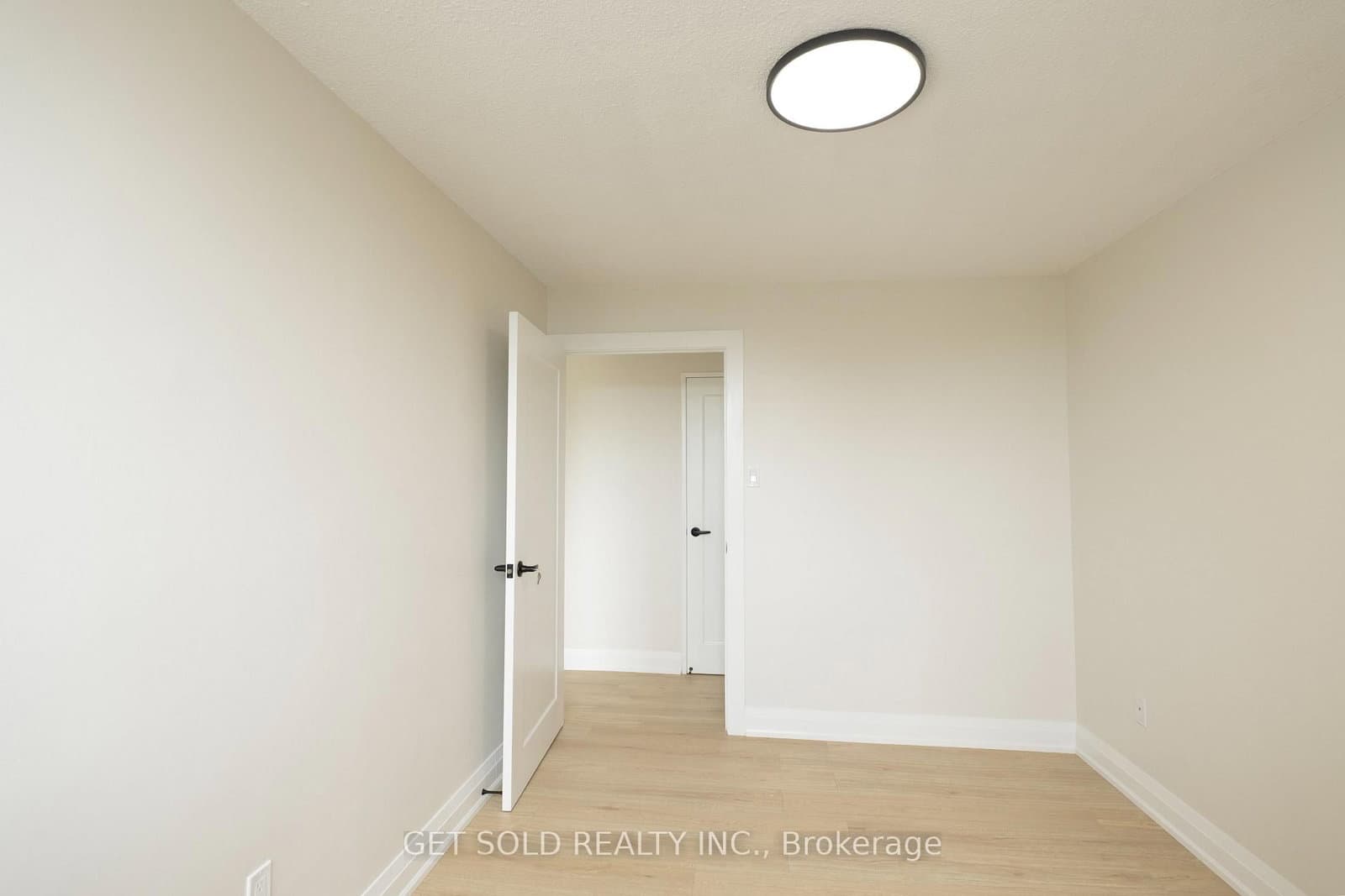 120 Dundalk Drive, Unit 405 thumbnail 14