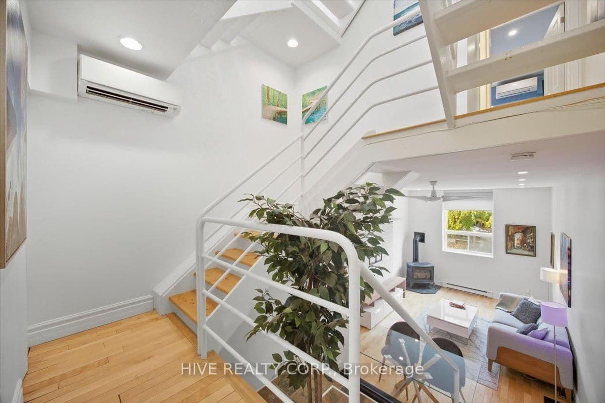 957 Broadview Avenue, Unit D thumbnail 23