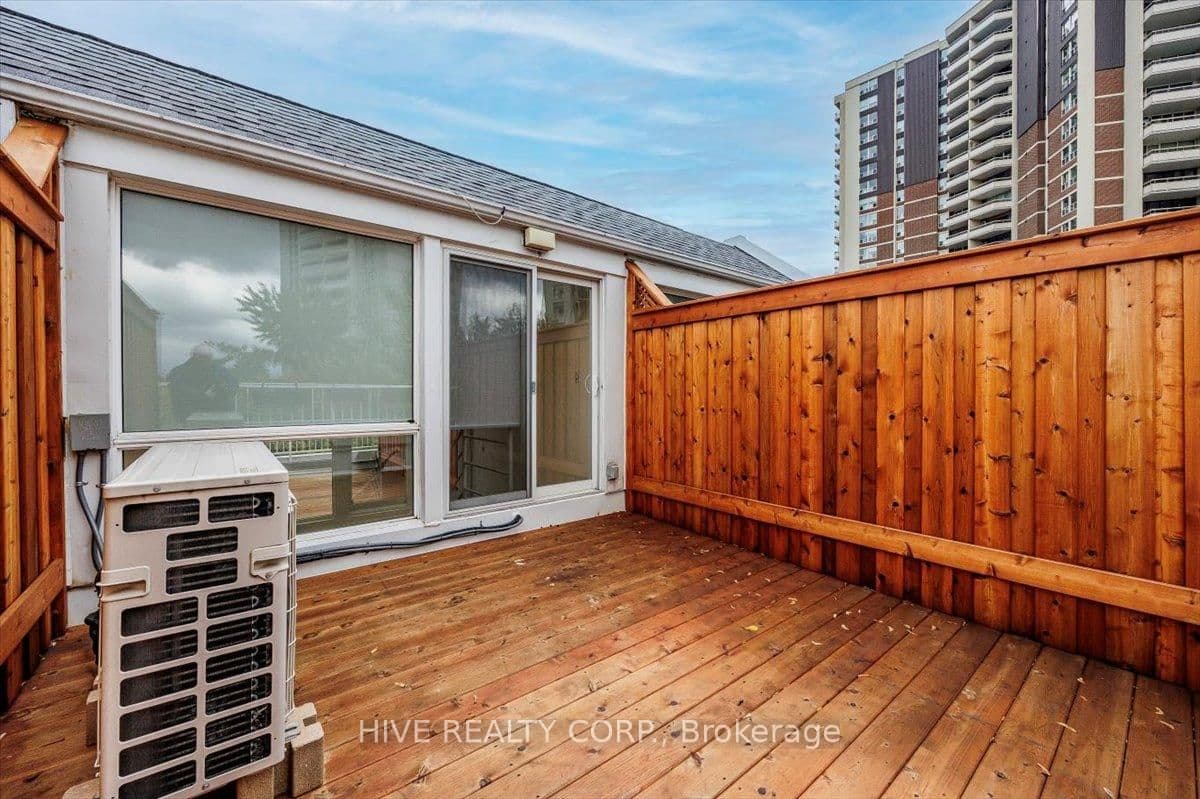 957 Broadview Avenue, Unit D thumbnail 42