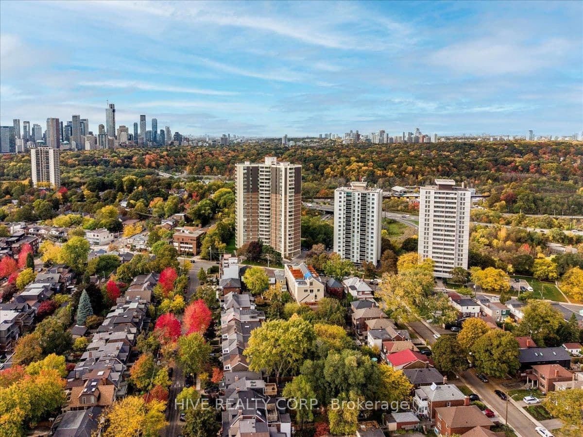 957 Broadview Avenue, Unit D thumbnail 46