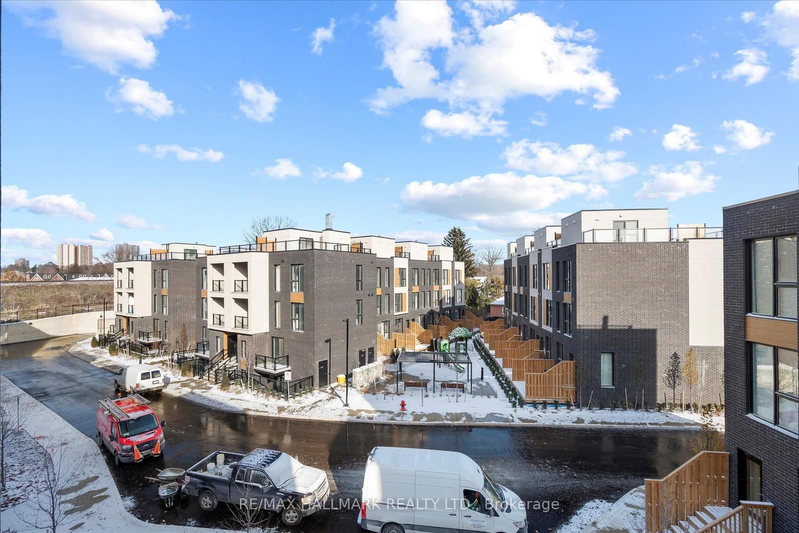 170 Clonmore Drive, Unit 13 thumbnail 4