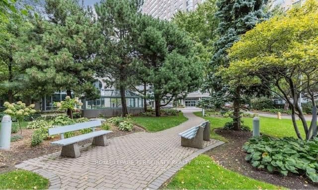 88 Corporate Drive, Unit 316 thumbnail 24
