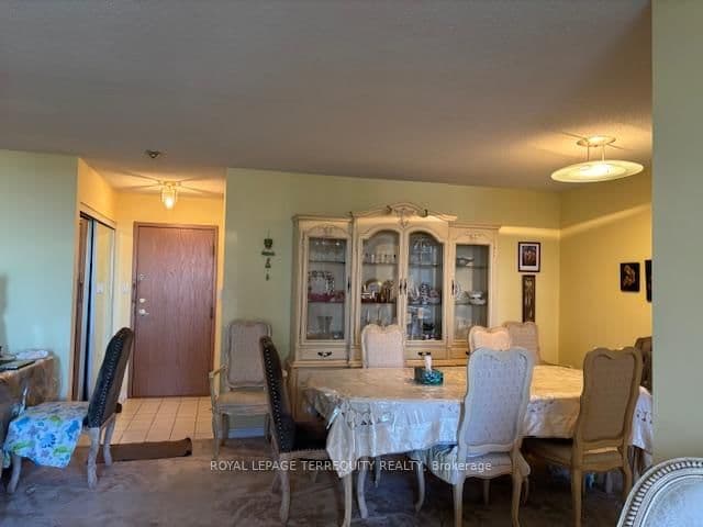 88 Corporate Drive, Unit 316 thumbnail 4