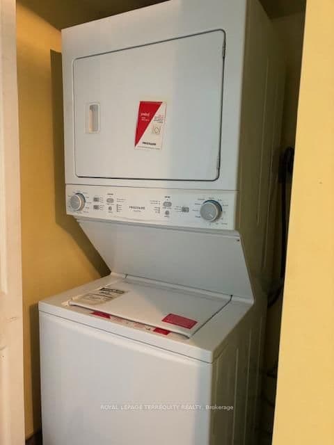 88 Corporate Drive, Unit 316 thumbnail 7