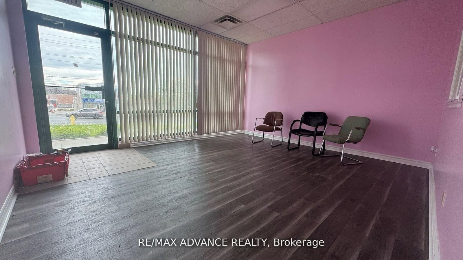 4245 Sheppard Avenue E, Unit Unit 8 thumbnail 4