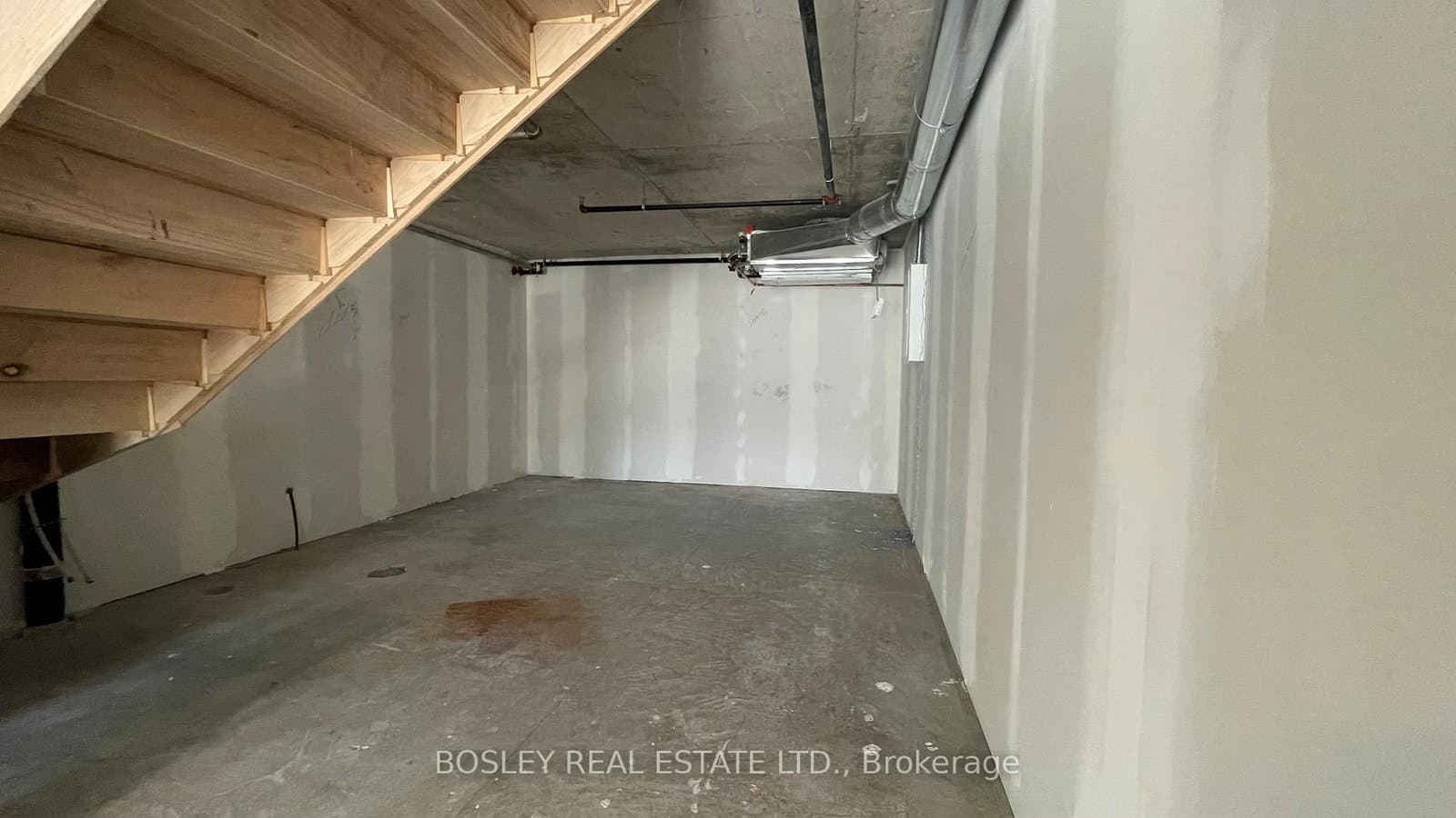2201 Kingston Road, Unit 2211 thumbnail 3