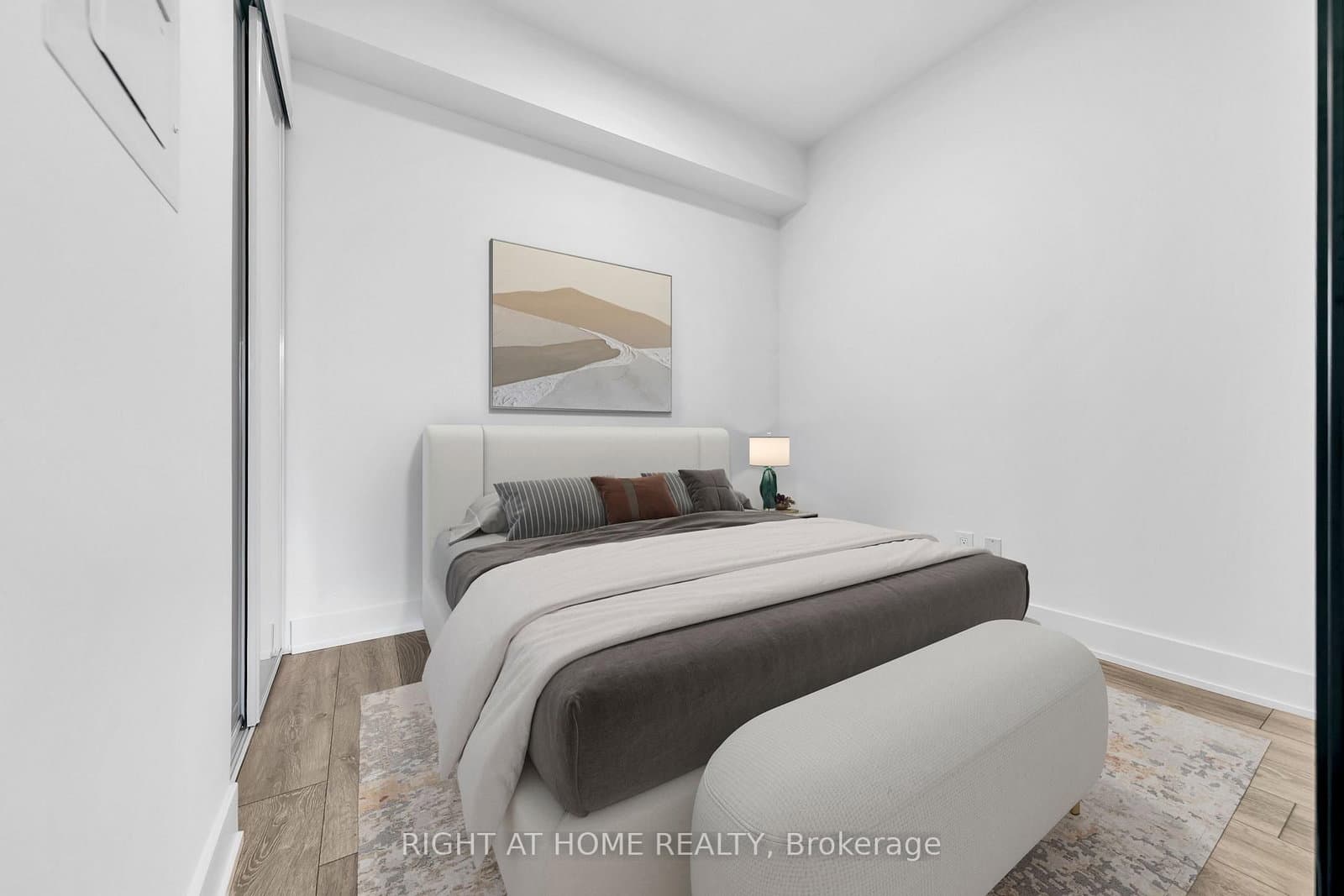 1285 E Queen Street E, Unit 403 thumbnail 12