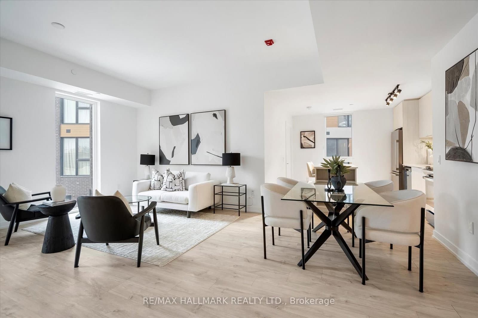 170 Clonmore Avenue, Unit 3 thumbnail 4