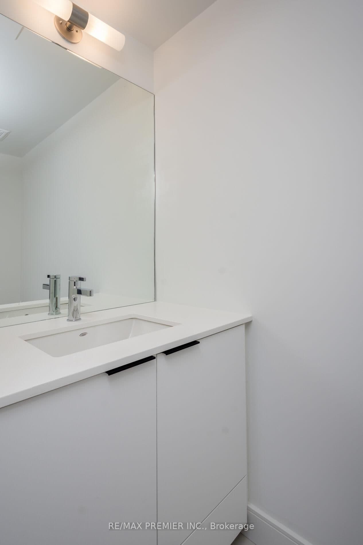 1350 Ellesmere Road, Unit 320 thumbnail 28