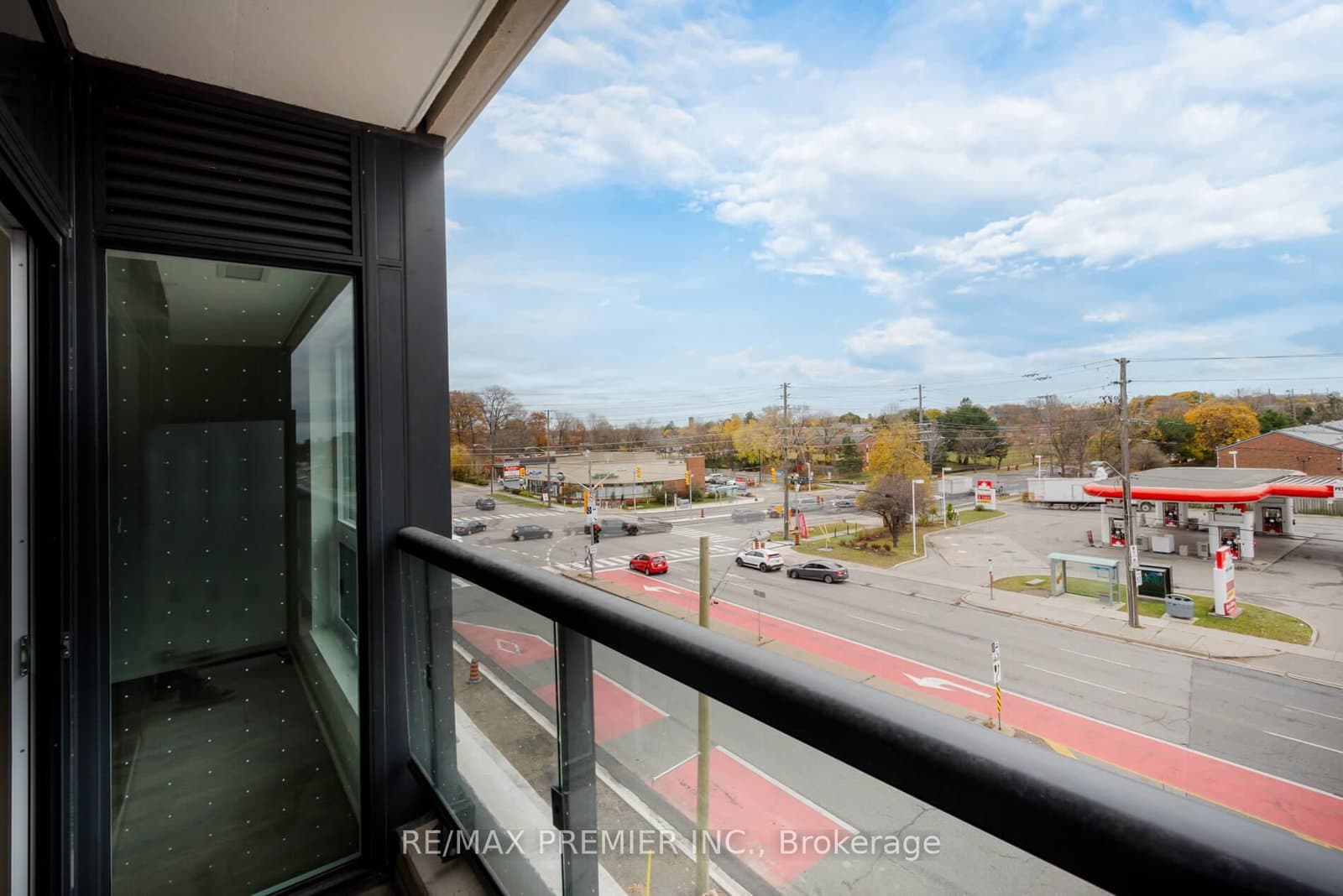 1350 Ellesmere Road, Unit 320 thumbnail 30