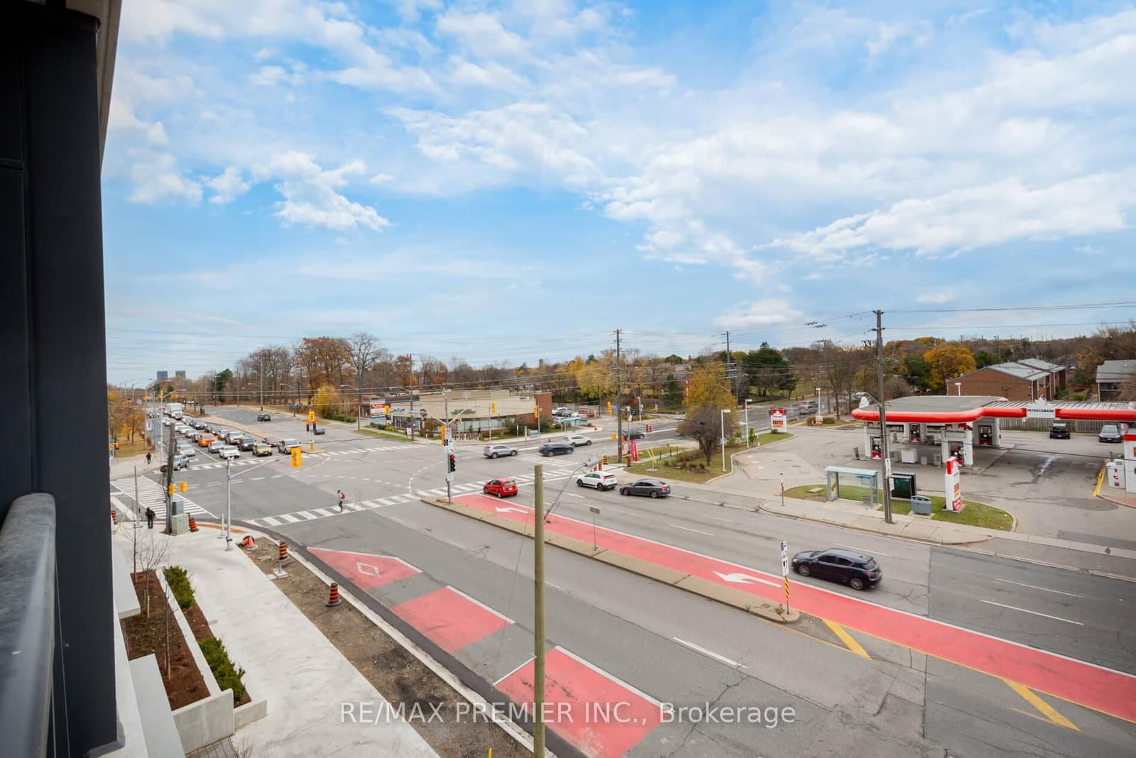1350 Ellesmere Road, Unit 320 thumbnail 31