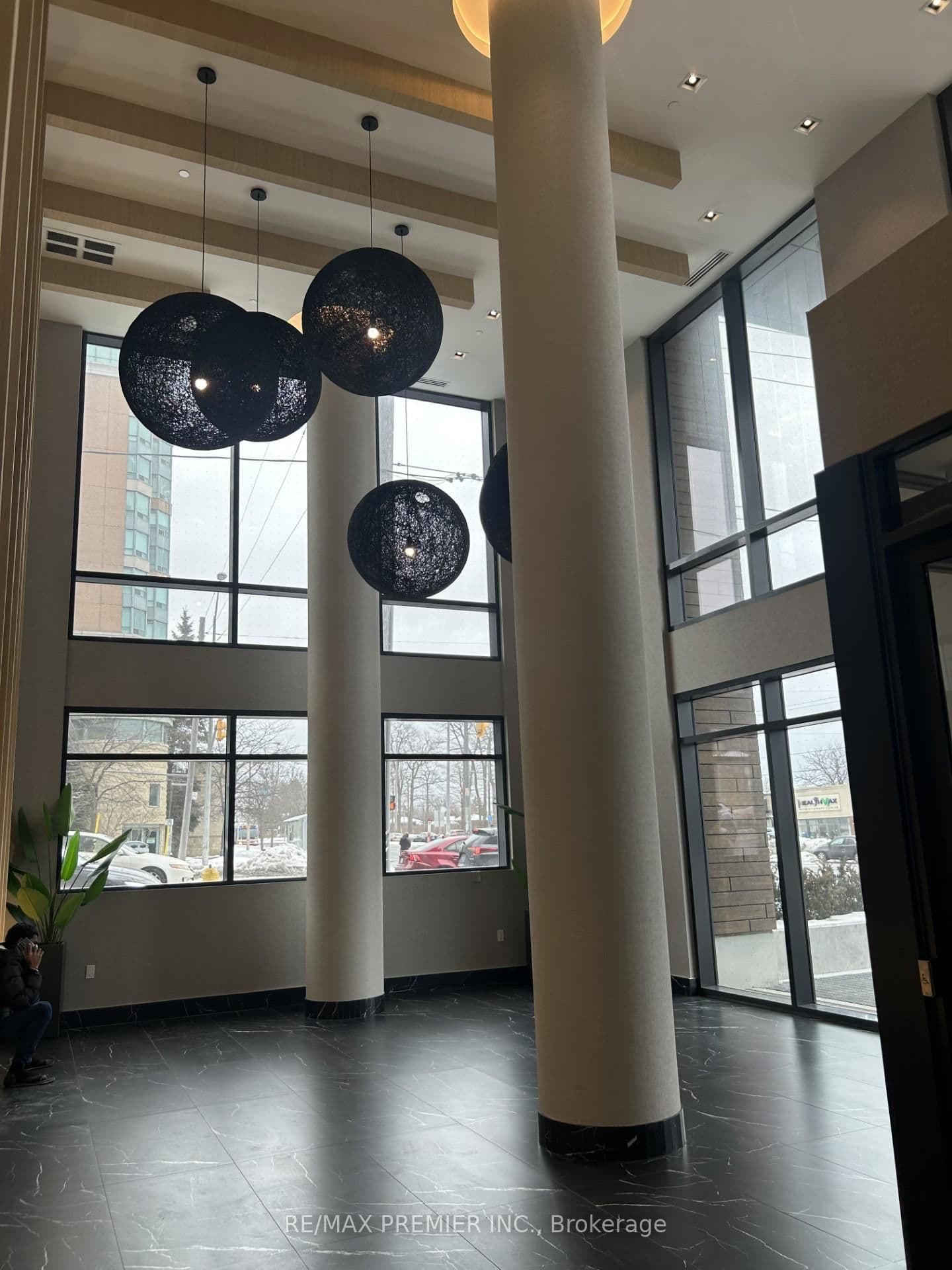 1350 Ellesmere Road, Unit 320 thumbnail 6