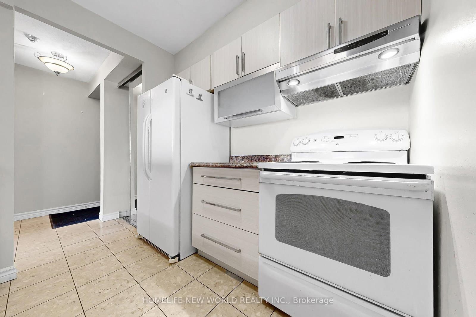 1665 Pickering Parkway, Unit 712 thumbnail 10