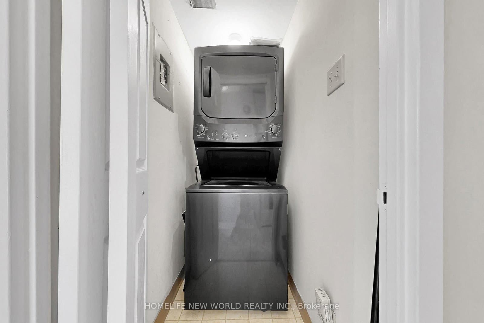 1665 Pickering Parkway, Unit 712 thumbnail 20