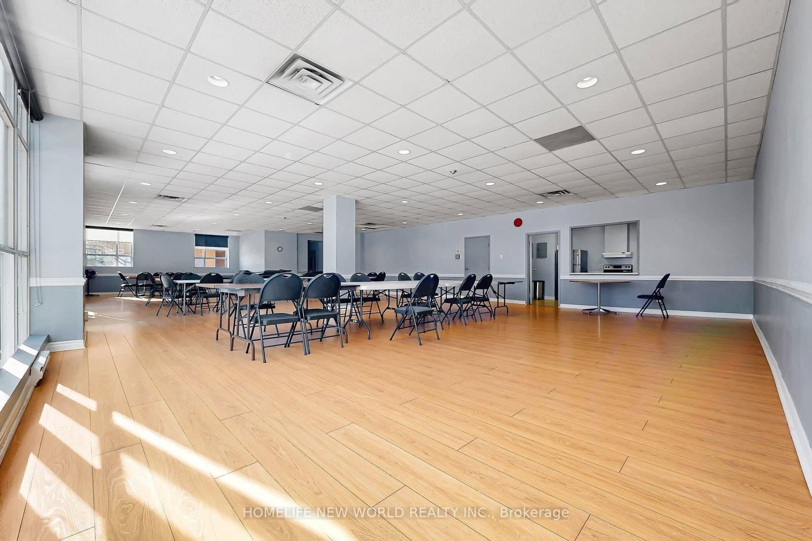 1665 Pickering Parkway, Unit 712 thumbnail 33