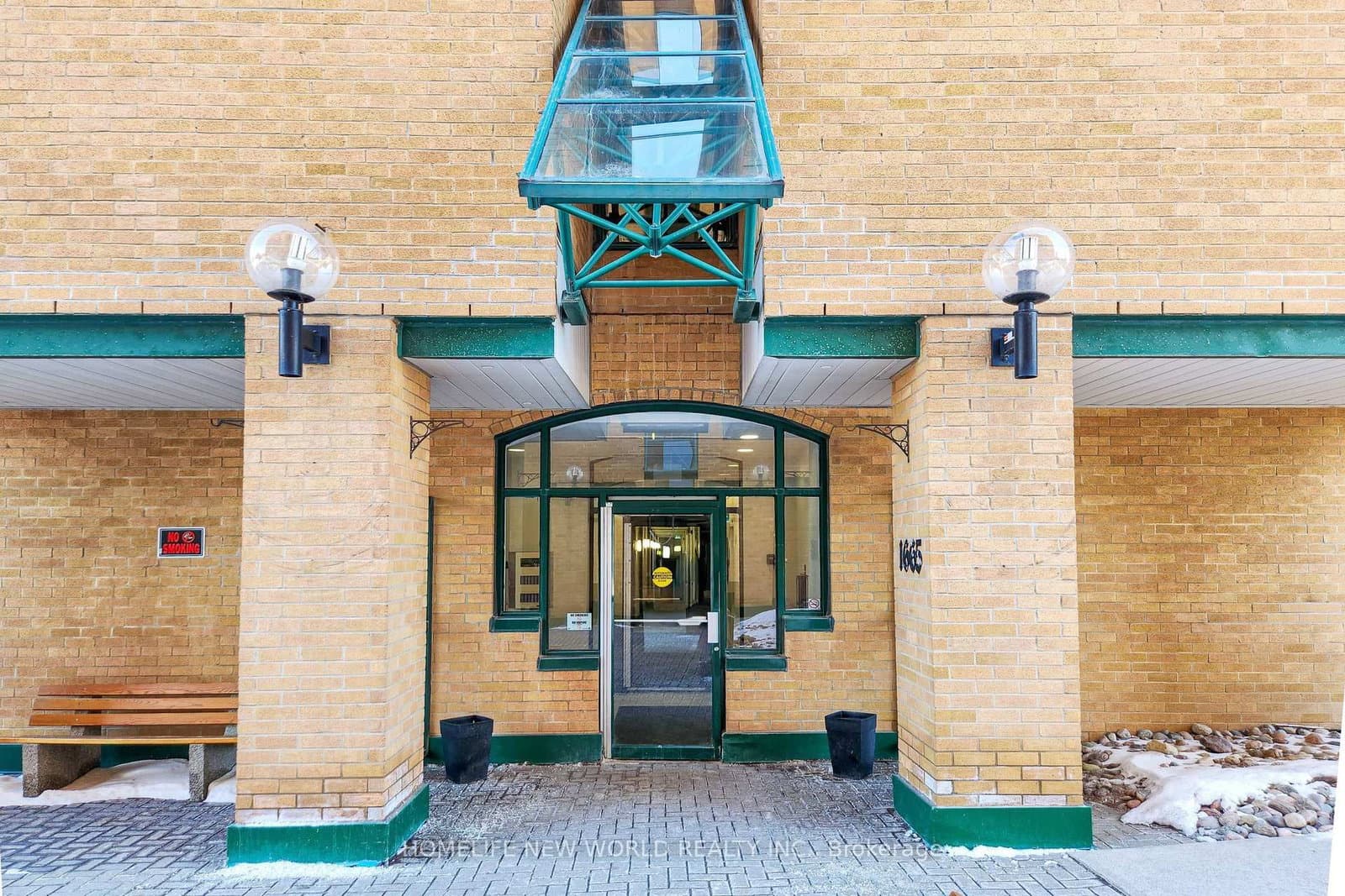 1665 Pickering Parkway, Unit 712 thumbnail 4