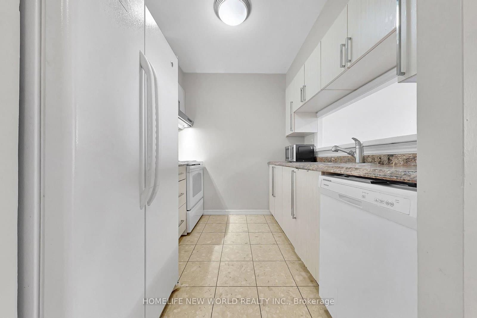 1665 Pickering Parkway, Unit 712 thumbnail 6