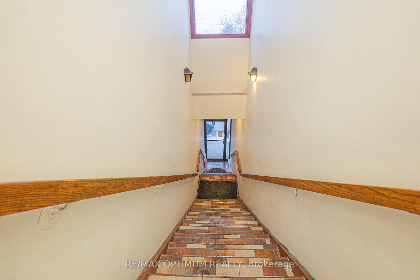 5741 Finch Avenue E thumbnail 10