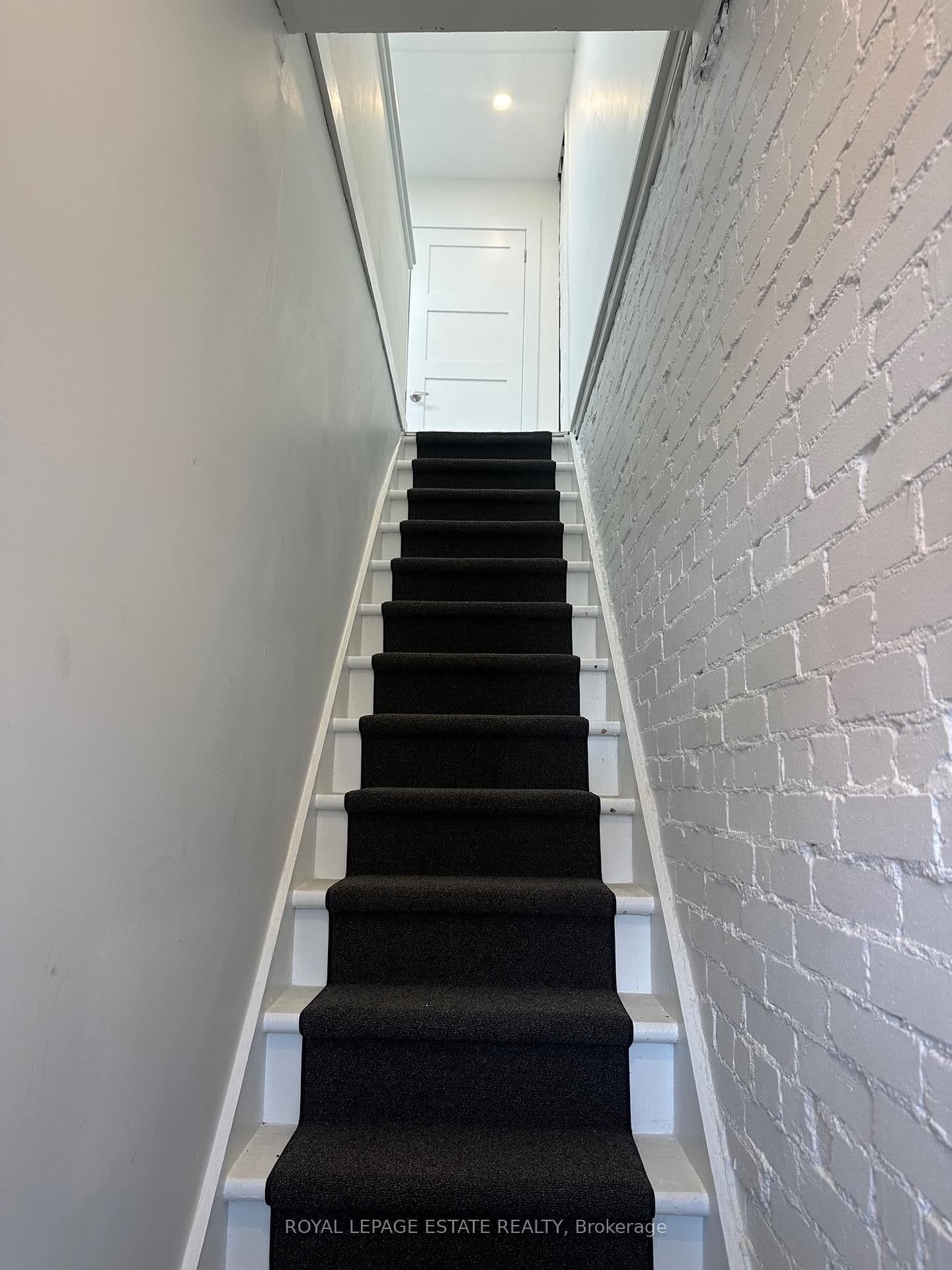 1007 Kingston Road thumbnail 14
