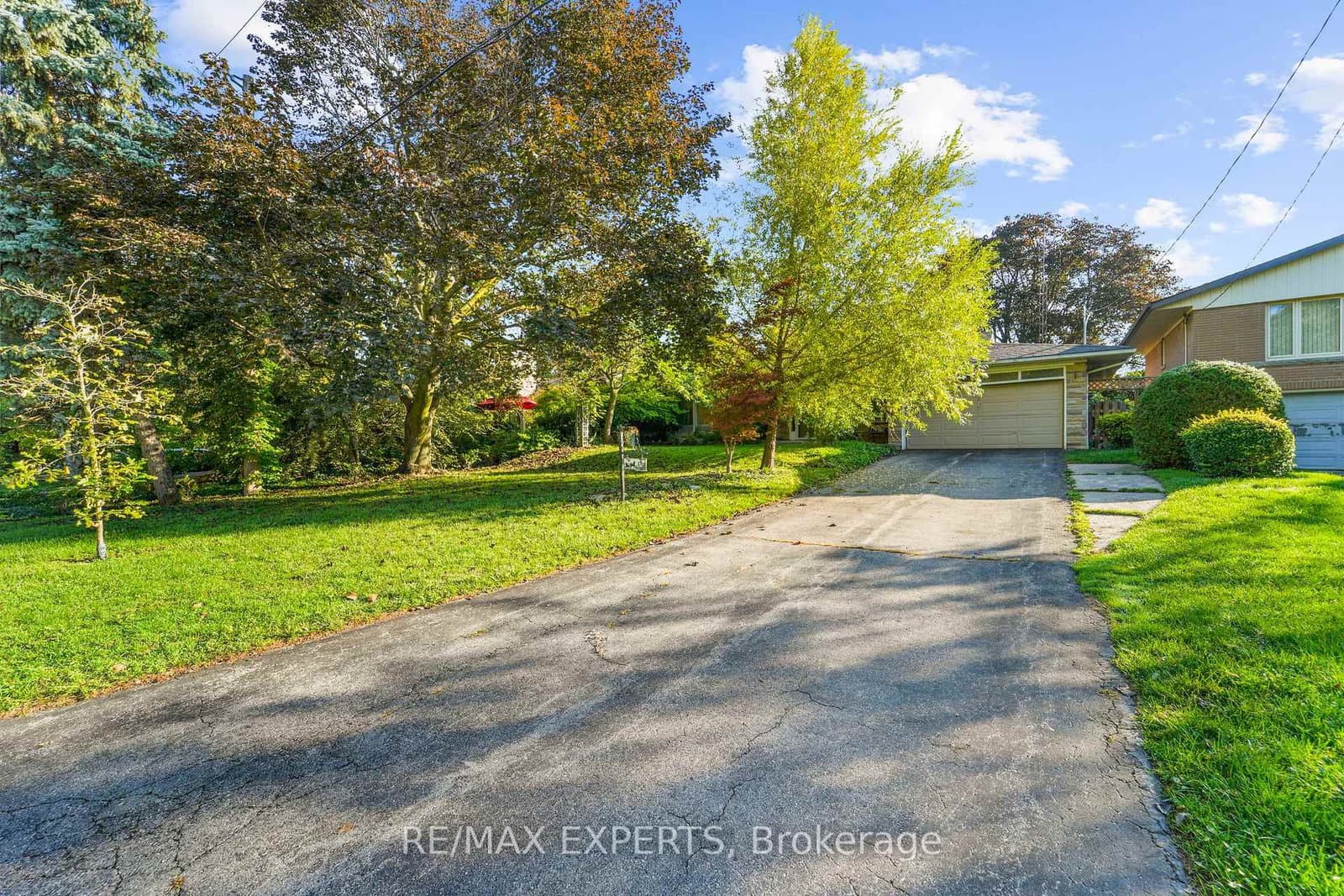 19 Duncombe Boulevard thumbnail 5
