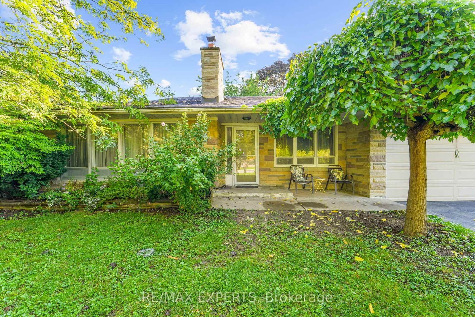 19 Duncombe Boulevard thumbnail 6