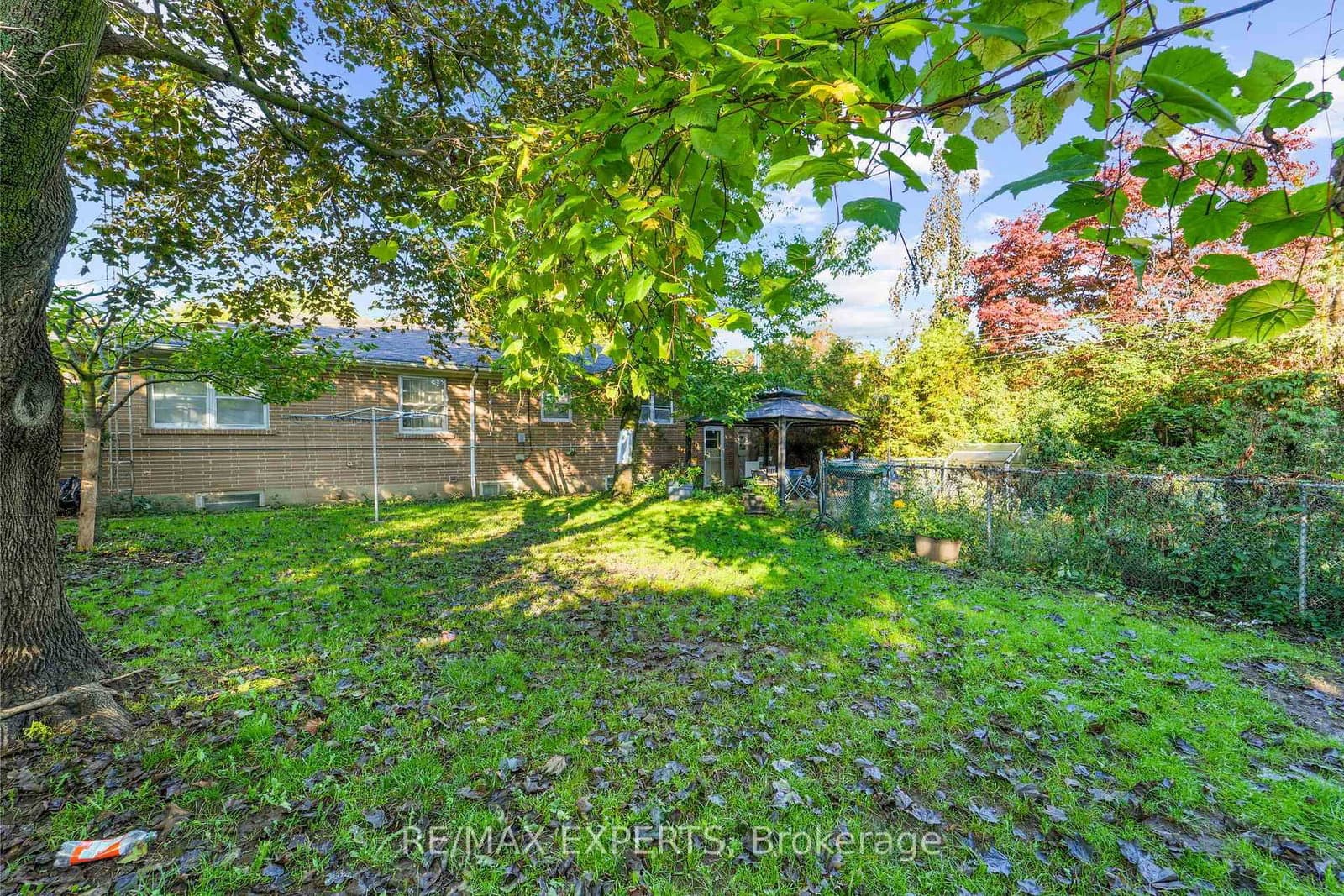 19 Duncombe Boulevard thumbnail 9