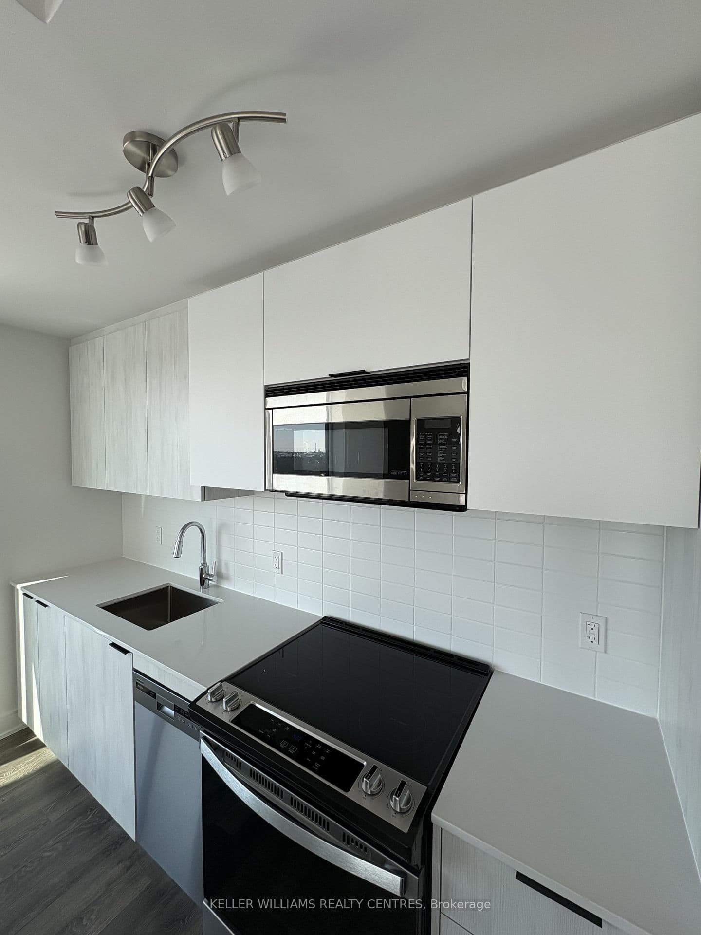 1350 Ellesmere Road, Unit 1113 thumbnail 3