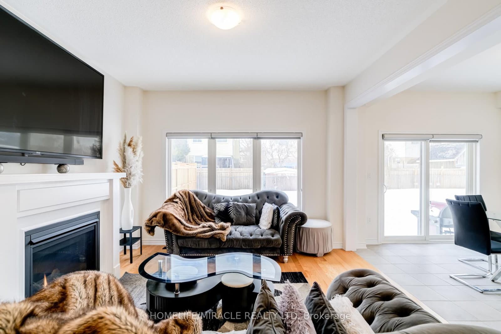 283 Fleetwood Drive thumbnail 8