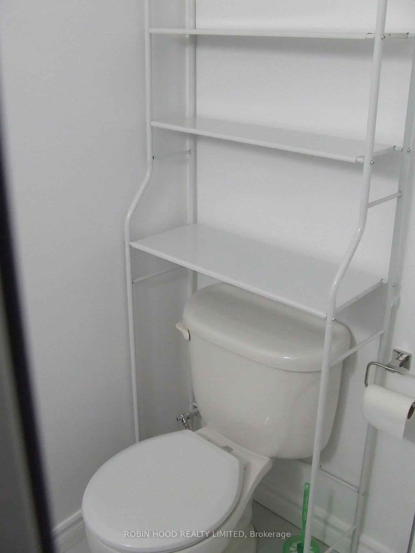 377 East Avenue E, Unit Basement thumbnail 10