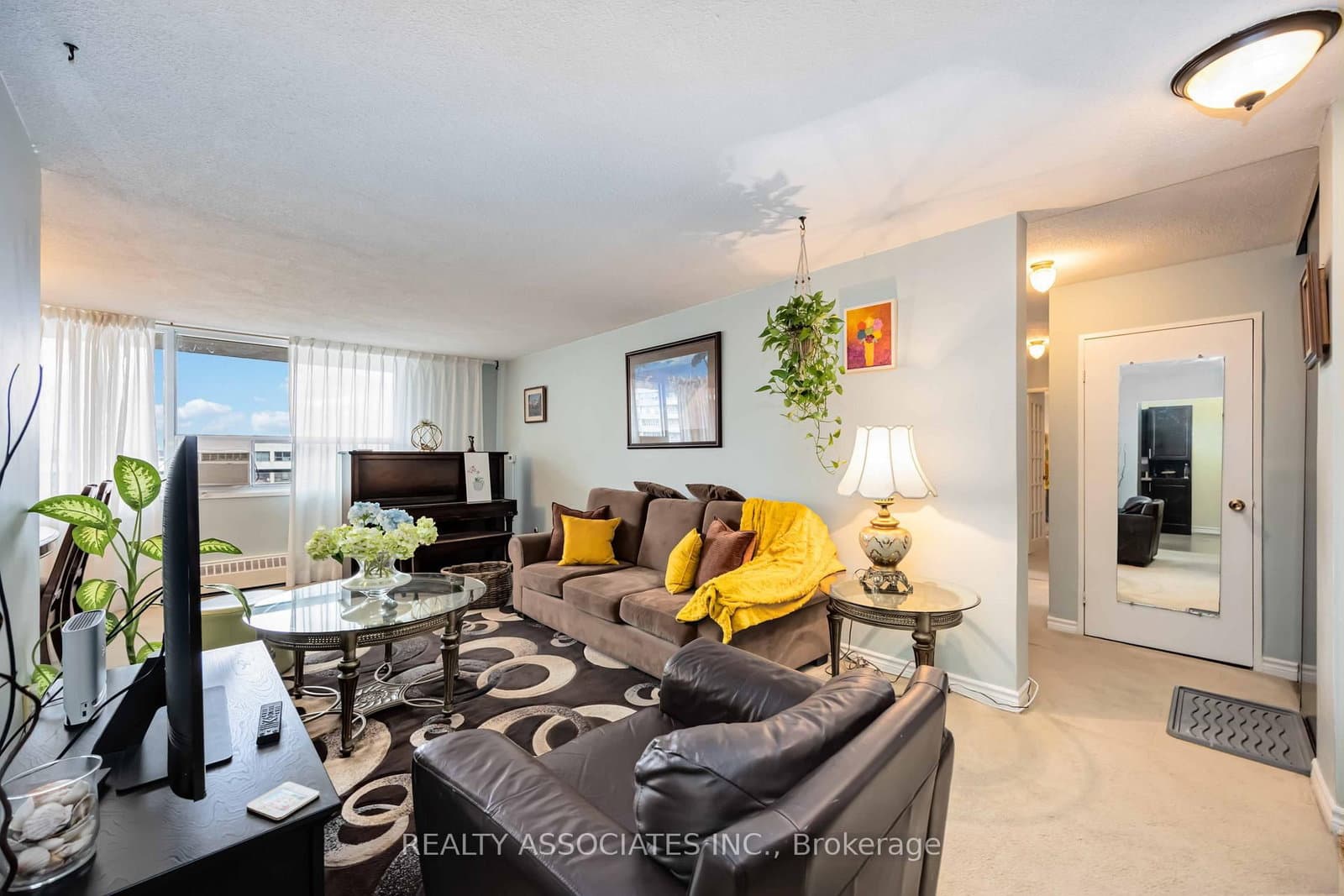 180 Markham Road, Unit 811 thumbnail 16