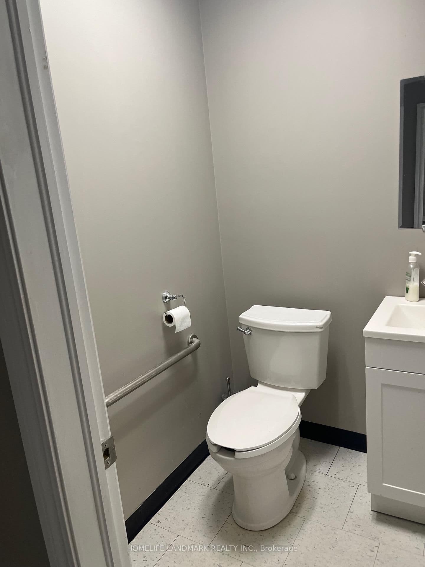 1660 Kingston Road, Unit 3 thumbnail 10