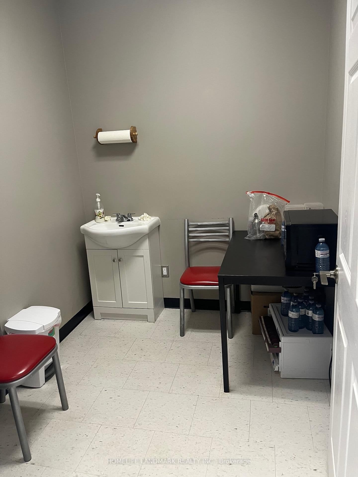 1660 Kingston Road, Unit 3 thumbnail 12
