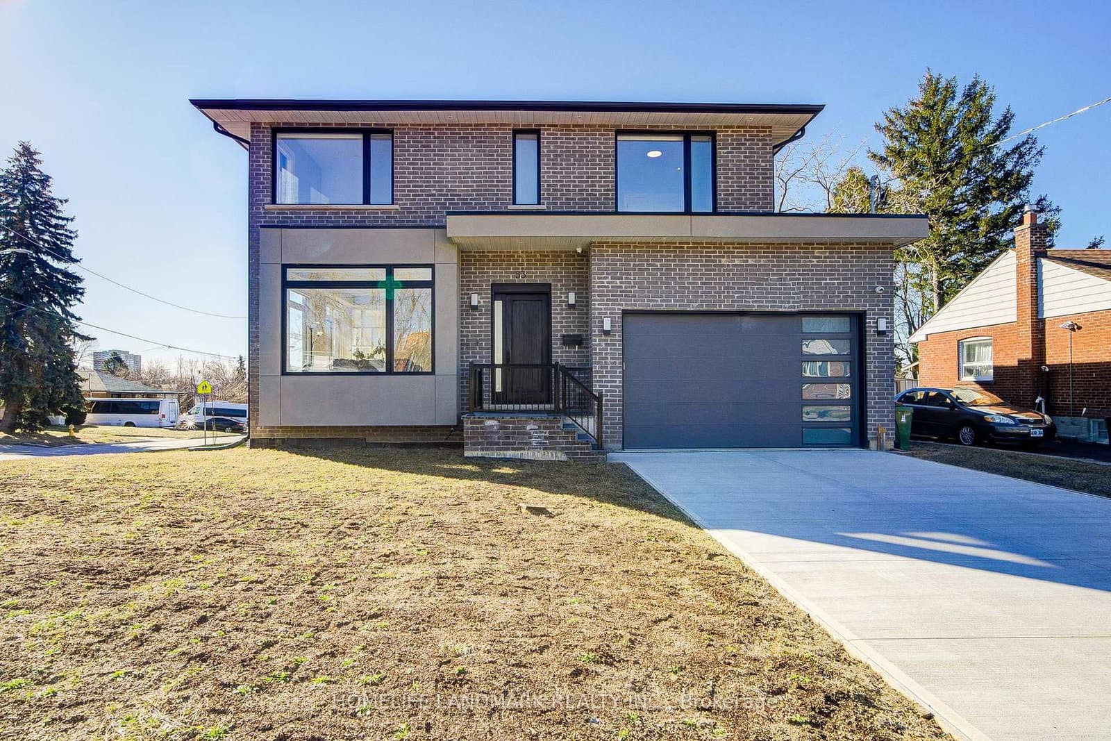 53 Saugeen Crescent - Image 1