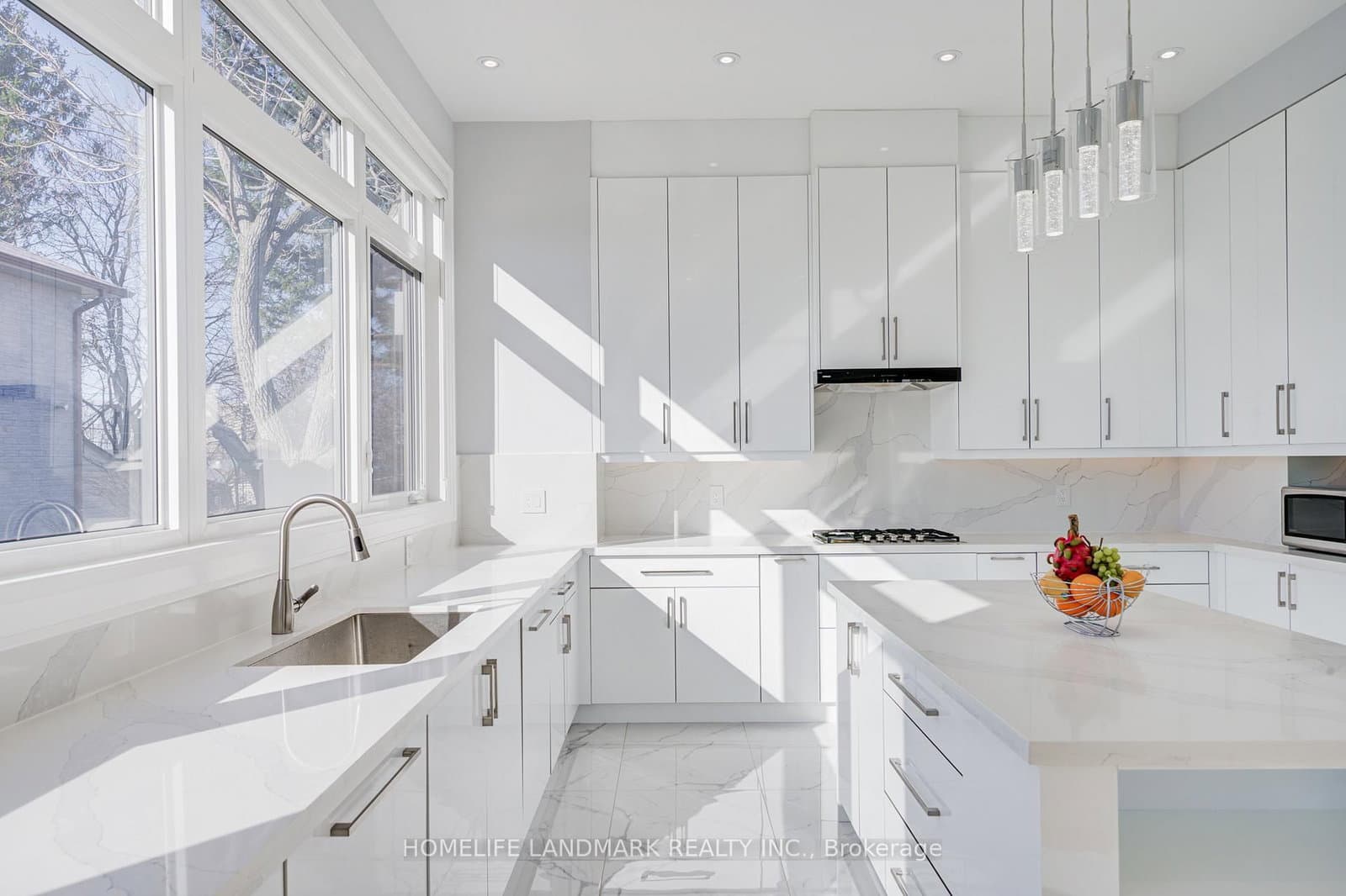 53 Saugeen Crescent thumbnail 11